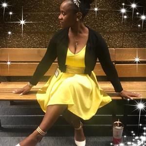 Meet your Posher, Naima